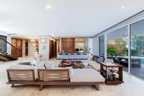 220 Harbor Drive Key Biscayne FL 33149