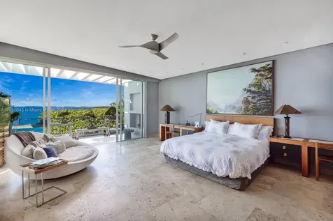 220 Harbor Drive Key Biscayne FL 33149