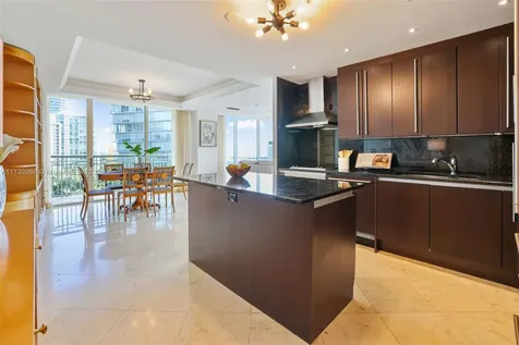 3400 SW 27th Avenue Miami FL 33133