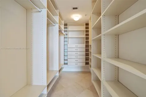 3400 SW 27th Avenue Miami FL 33133
