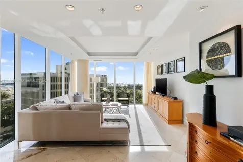 3400 SW 27th Avenue Miami FL 33133