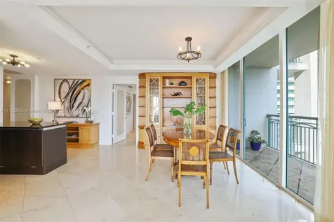 3400 SW 27th Avenue Miami FL 33133