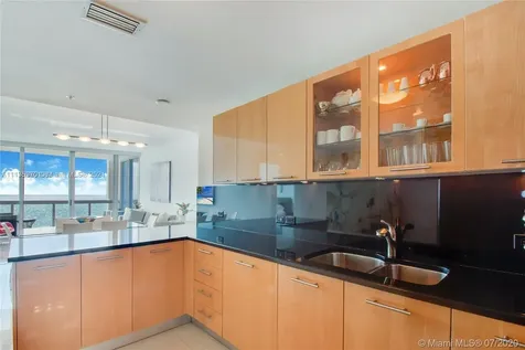 6899 Collins Avenue Miami Beach FL 33141