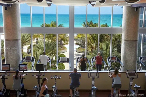 6899 Collins Avenue Miami Beach FL 33141