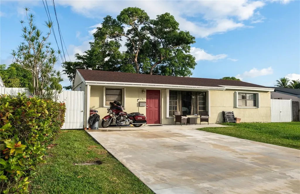 6781 SW 27th Court Miramar FL 33023