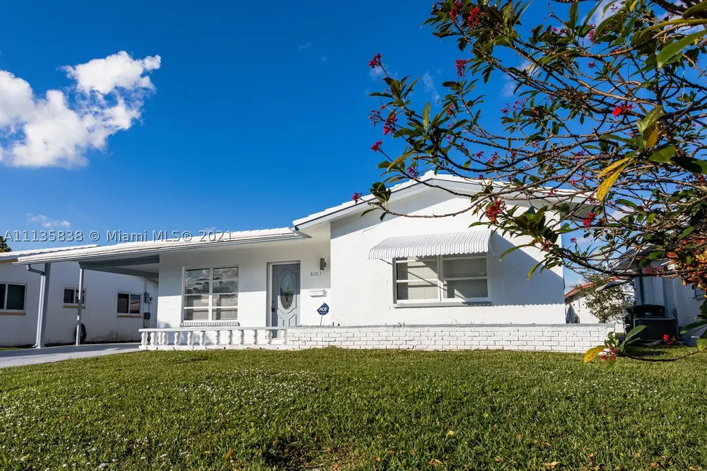 8203 NW 57th Court Tamarac FL 33321