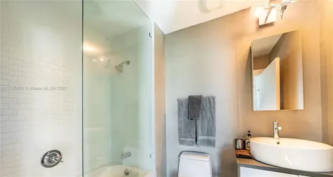 1700 Meridian Avenue Miami Beach FL 33139