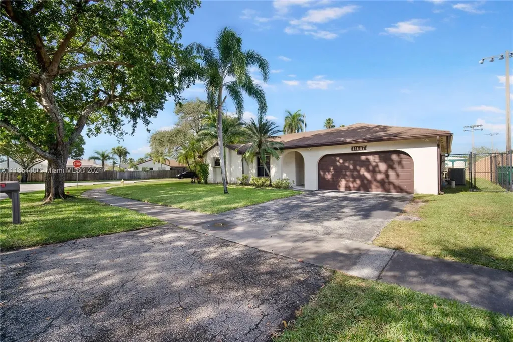 11697 SW 50th Street Cooper City FL 33330