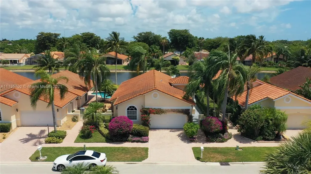 5245 Bodega Place Delray Beach FL 33484