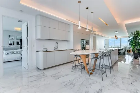 16901 Collins Avenue Sunny Isles Beach FL 33160