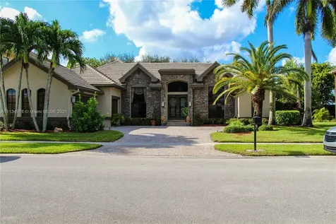10598 Versailles Boulevard Wellington FL 33449