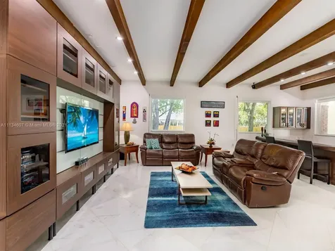 13600 SW 67 Avenue Palmetto Bay FL 33158
