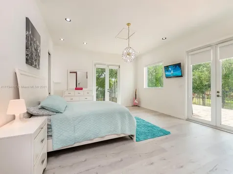 13600 SW 67 Avenue Palmetto Bay FL 33158
