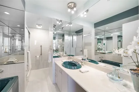 200 Ocean Lane Drive Key Biscayne FL 33149