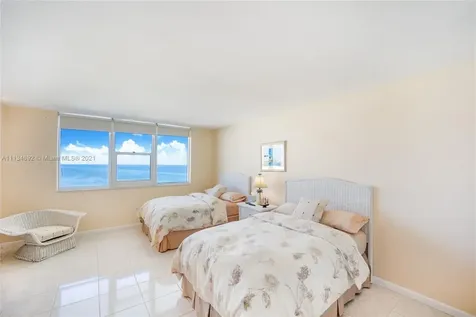 200 Ocean Lane Drive Key Biscayne FL 33149