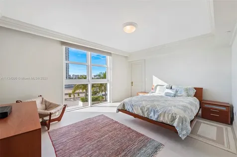 18911 Collins Avenue Sunny Isles Beach FL 33160