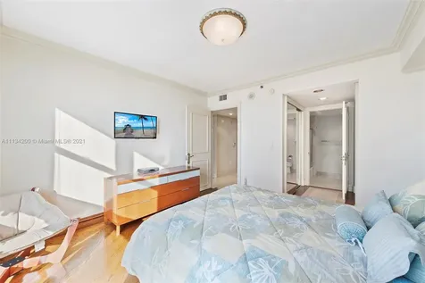 18911 Collins Avenue Sunny Isles Beach FL 33160