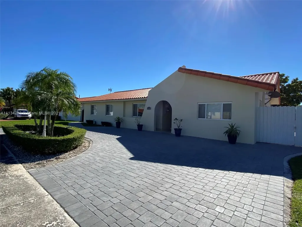 13980 SW 38th Street Miami FL 33175