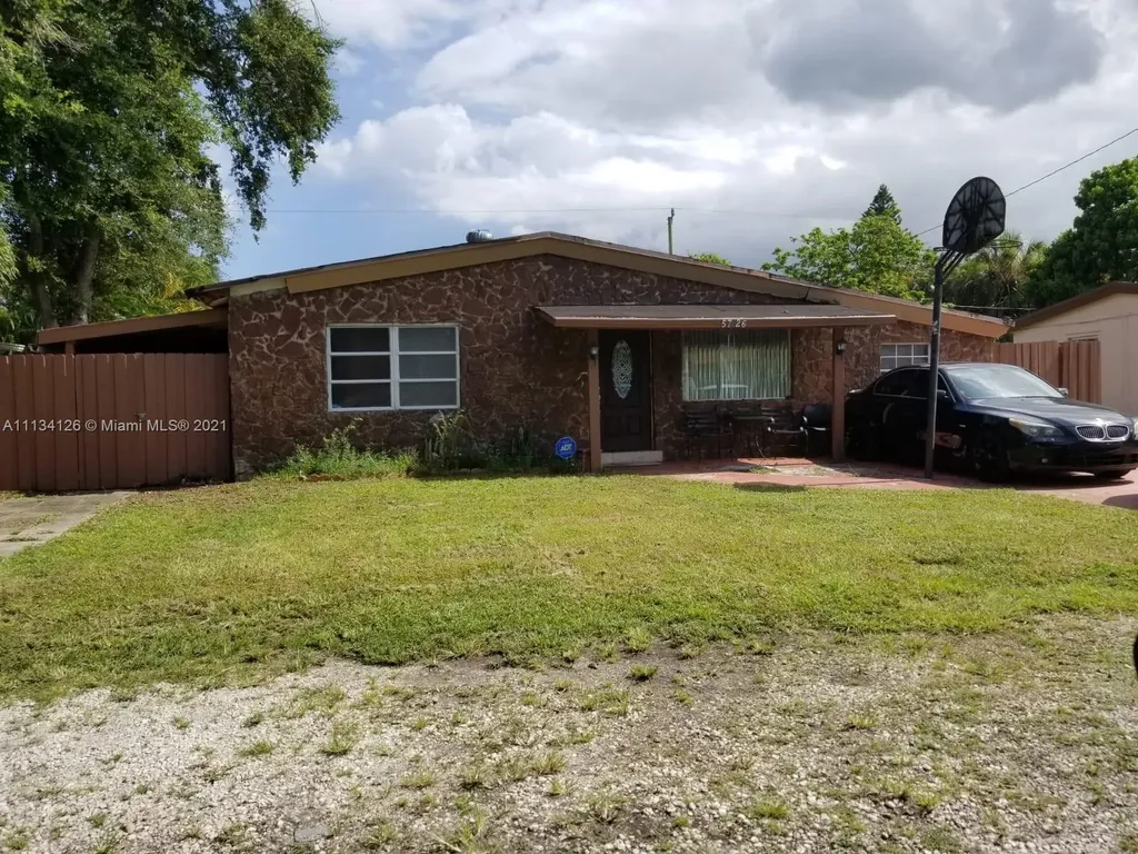 5726 Simms Street Hollywood FL 33021