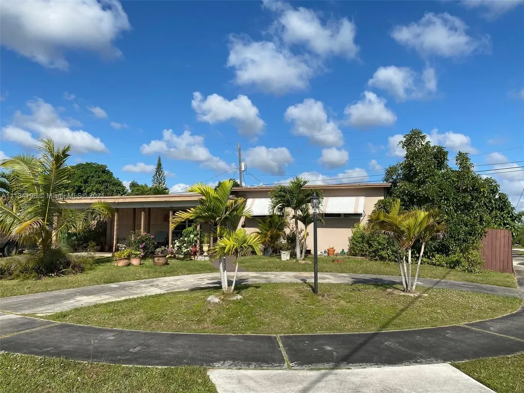 12501 SW 185th Terrace Miami FL 33177