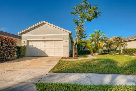 226 SW Manatee Springs Way Port St. Lucie FL 34986