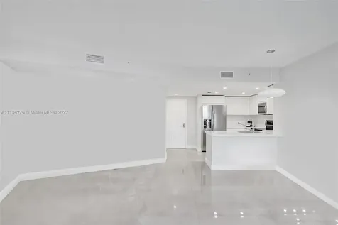 19501 W Country Club Drive Aventura FL 33180