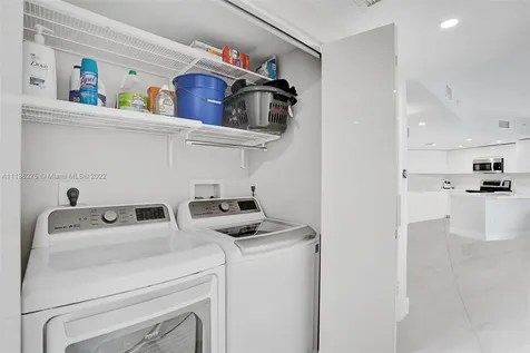 19501 W Country Club Drive Aventura FL 33180