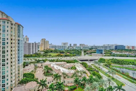 19501 W Country Club Drive Aventura FL 33180
