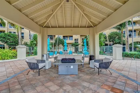 19501 W Country Club Drive Aventura FL 33180
