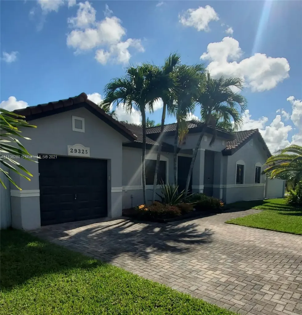 29325 SW 143rd Avenue Homestead FL 33033