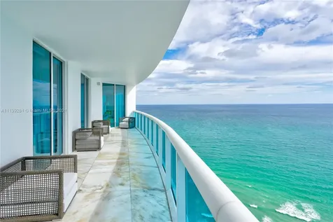 2711 S Ocean Drive Hollywood FL 33019