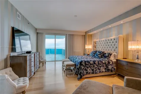 2711 S Ocean Drive Hollywood FL 33019
