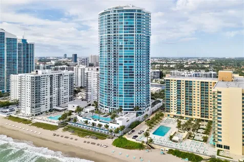 2711 S Ocean Drive Hollywood FL 33019