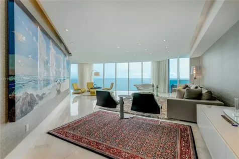 2711 S Ocean Drive Hollywood FL 33019