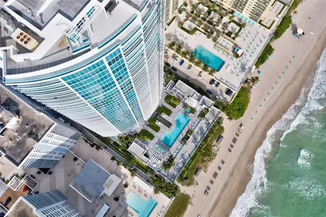 2711 S Ocean Drive Hollywood FL 33019