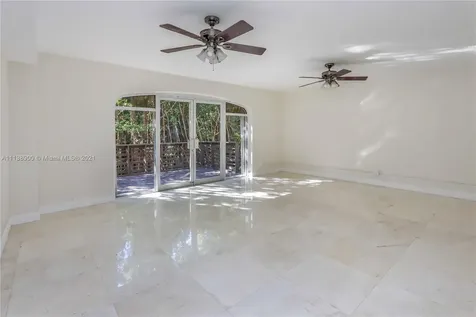 6147 Paradise Point Drive Palmetto Bay FL 33157