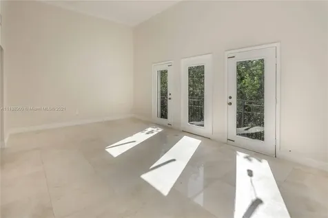 6147 Paradise Point Drive Palmetto Bay FL 33157