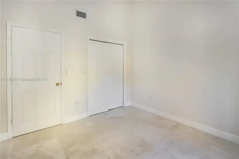 6147 Paradise Point Drive Palmetto Bay FL 33157