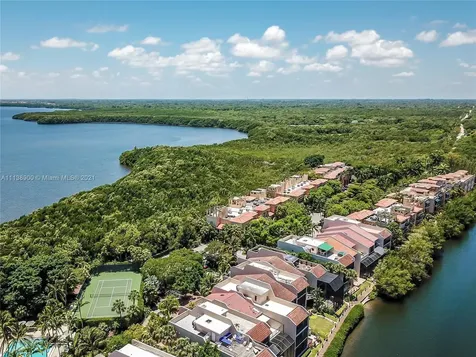 6147 Paradise Point Drive Palmetto Bay FL 33157