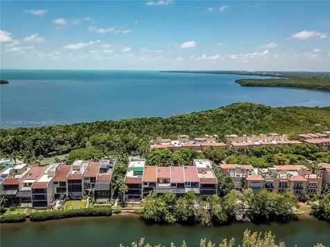 6147 Paradise Point Drive Palmetto Bay FL 33157