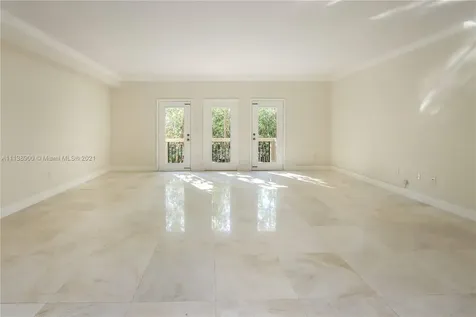 6147 Paradise Point Drive Palmetto Bay FL 33157