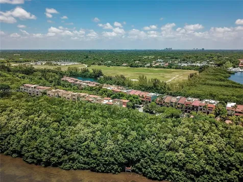 6147 Paradise Point Drive Palmetto Bay FL 33157