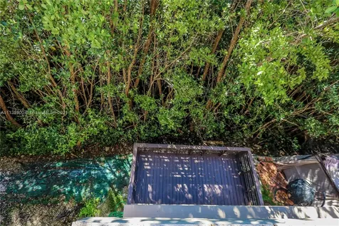 6147 Paradise Point Drive Palmetto Bay FL 33157