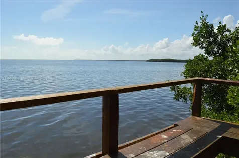 6147 Paradise Point Drive Palmetto Bay FL 33157