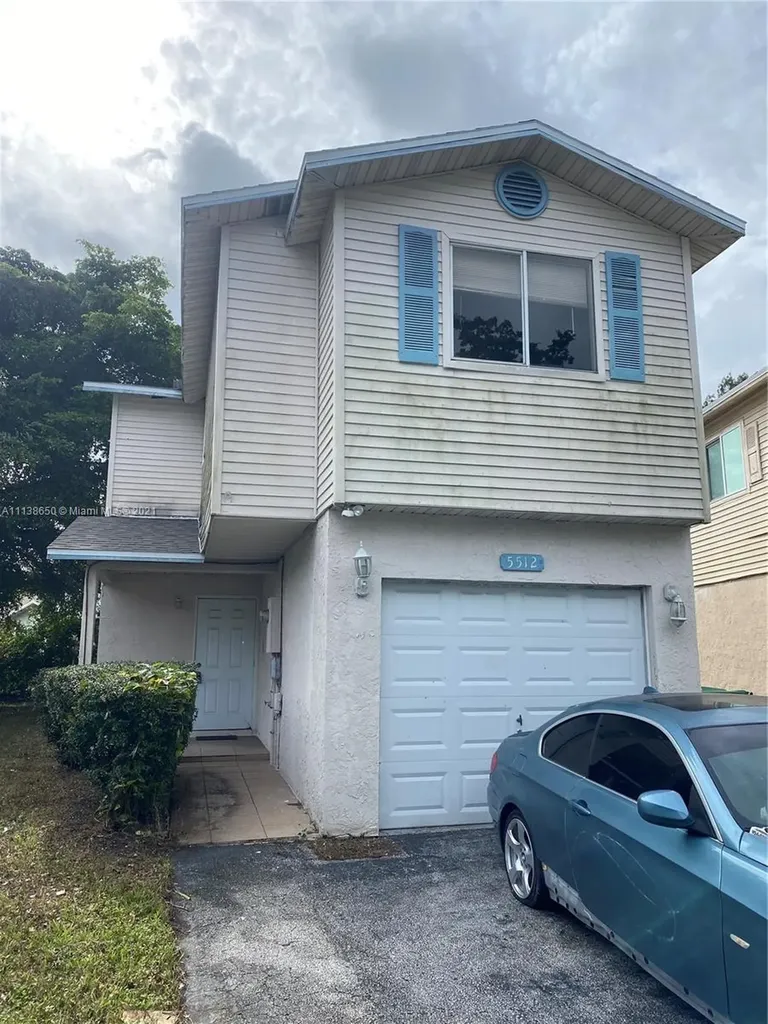5512 NW 22nd Street Lauderhill FL 33313