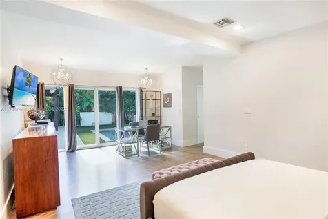18670 NE 21st Avenue North Miami Beach FL 33179