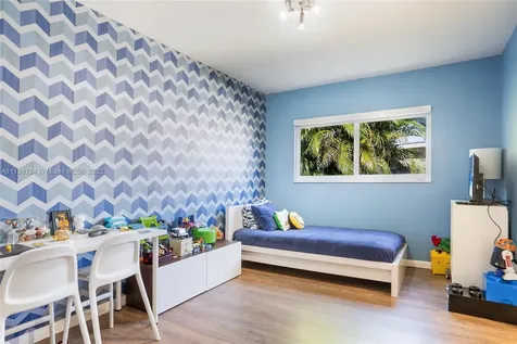 18670 NE 21st Avenue North Miami Beach FL 33179