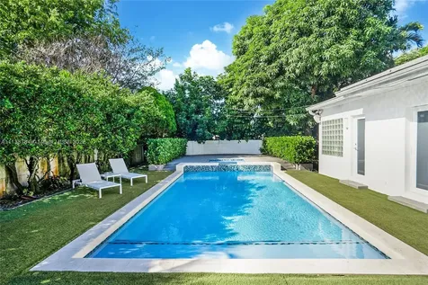 18670 NE 21st Avenue North Miami Beach FL 33179
