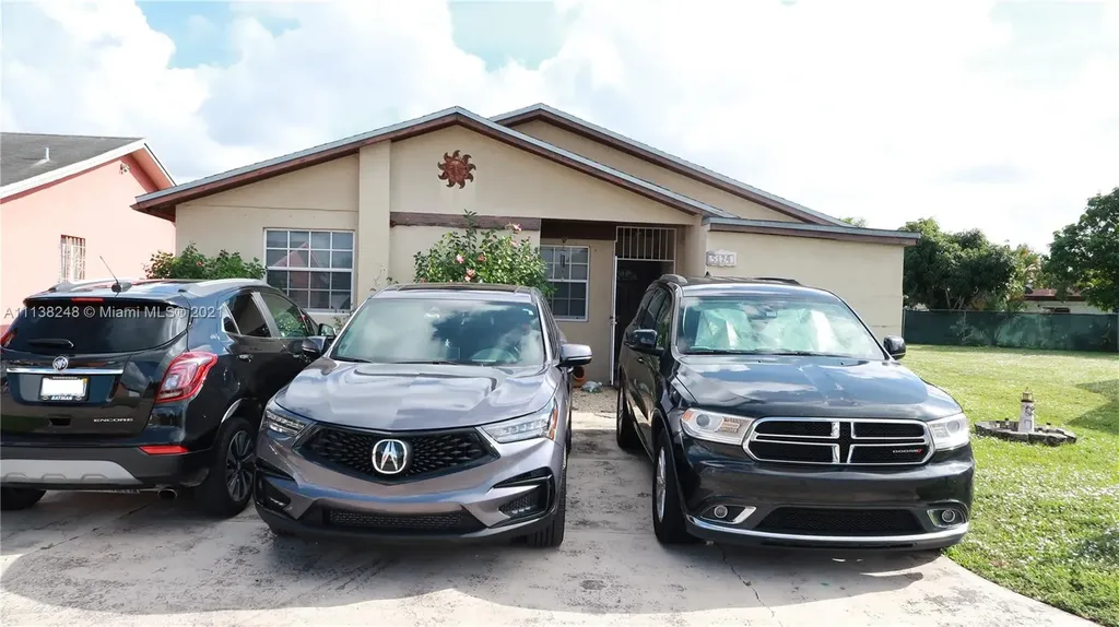 5124 NW 194th Lane Miami Gardens FL 33055