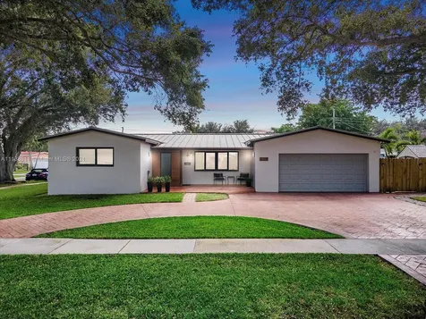 8950 SW 52nd Place Cooper City FL 33328